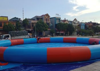 hồ bơi bơm hơi