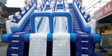 nhà hơi trượt nước