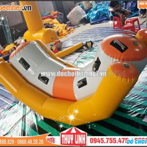 bập bênh bơm hơi cho bể bơi