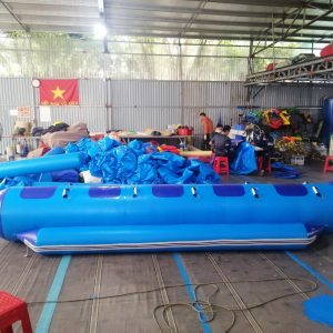 thuyền chuối bơm hơi 5 chỗ
